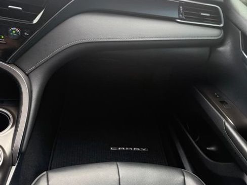 Used 2024 Toyota Camry SE FWD image 31