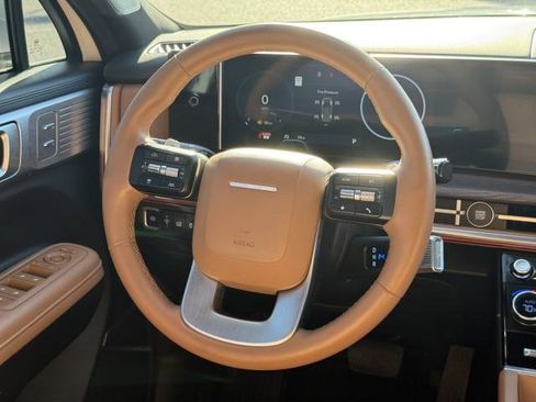 Used 2025 Hyundai Santa Fe Limited image 25
