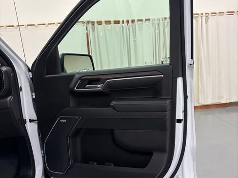 Used 2024 GMC Sierra 1500 SLT w/ SLT Premium Plus Package AWD/4WD image 29