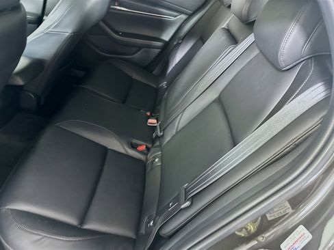 Used 2022 MAZDA MAZDA3 s image 27