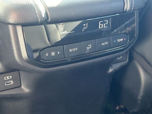 Used 2024 Toyota Grand Highlander XLE image 26