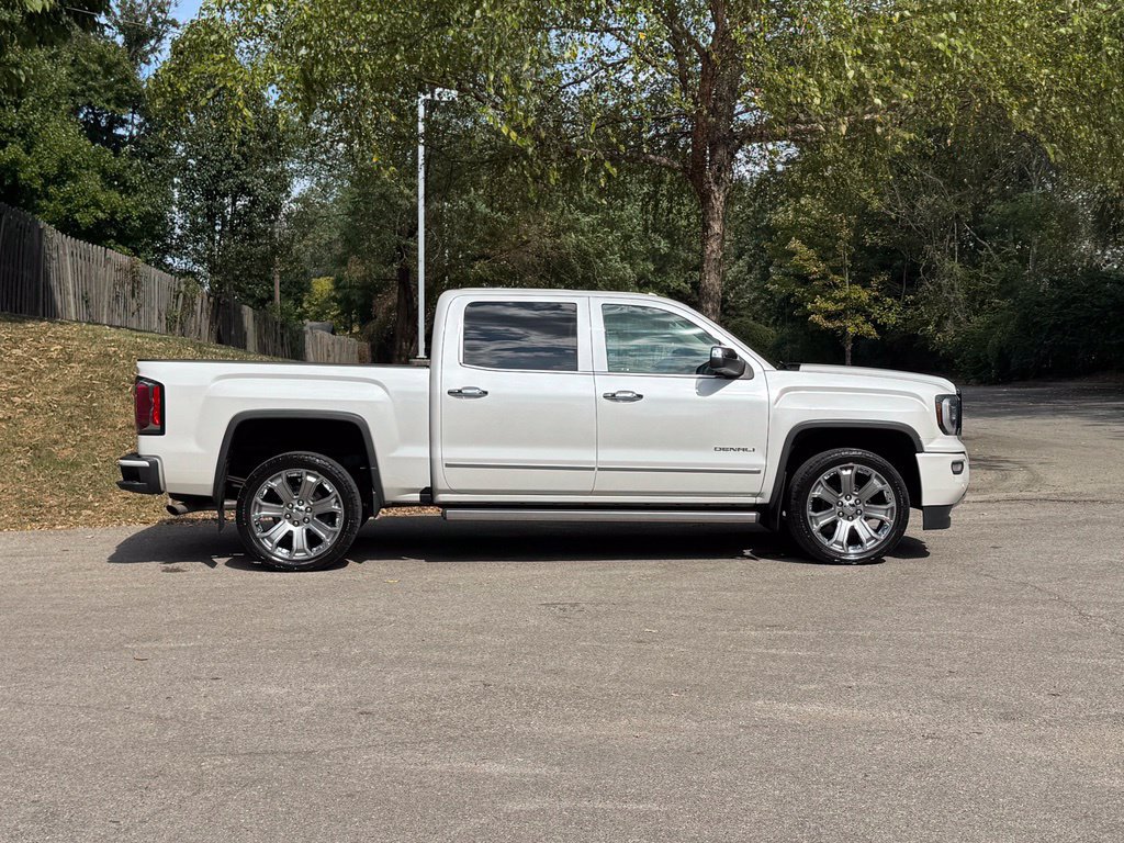 Used 2018 GMC Sierra 1500 Denali w/ Denali Ultimate Package AWD/4WD image 4
