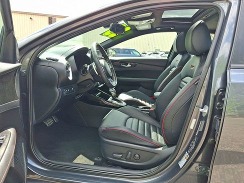 Certified 2023 Kia Forte GT w/ GT2 Package FWD image 3