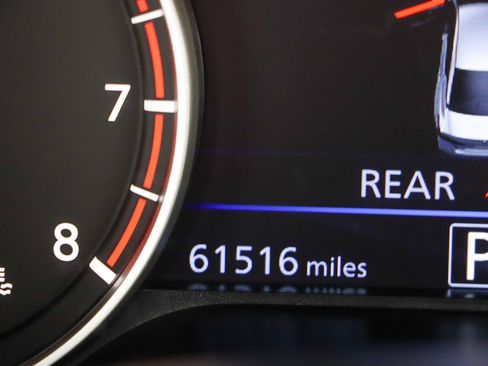 Used 2024 Nissan Altima 2.5 SV FWD image 16