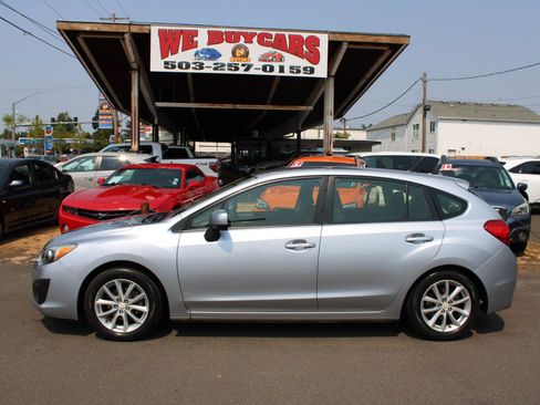 Used 2014 Subaru Impreza 2.0i Premium w/ All-Weather Package w/CVT AWD/4WD image 7