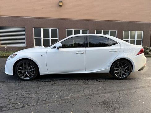 Used 2016 Lexus IS 350 image 5