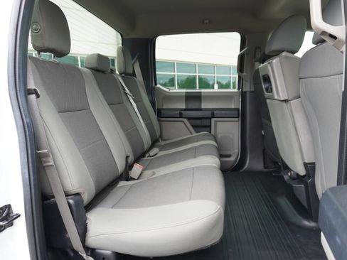 Used 2018 Ford F150 XL w/ Equipment Group 101A Mid AWD/4WD image 12