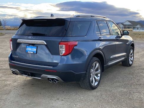 Used 2020 Ford Explorer Platinum w/ Premium Technology Package image 12