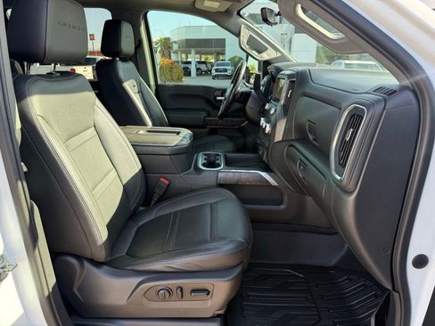 Used 2020 GMC Sierra 2500 Denali w/ Denali Ultimate Package image 17