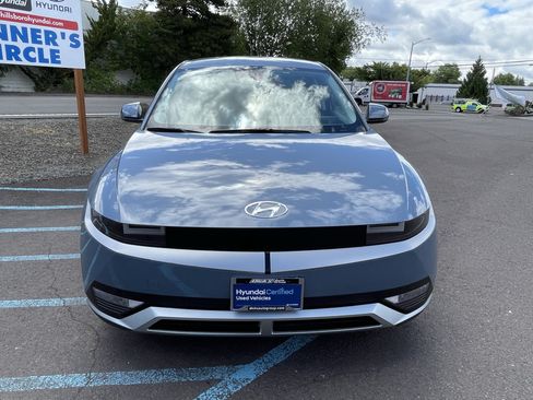 Certified 2024 Hyundai Ioniq 5 SEL RWD image 8