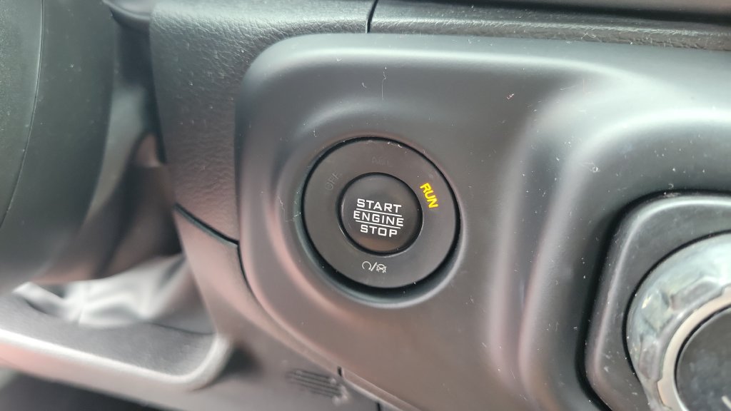 Used 2023 Jeep Wrangler Sport AWD/4WD image 21