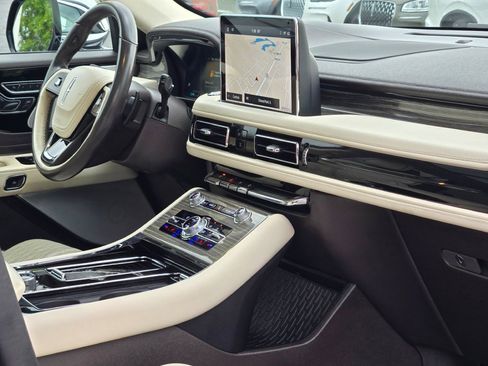 Certified 2020 Lincoln Aviator Black Label w/ Dynamic Handling Package image 7