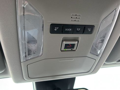 Used 2025 Toyota RAV4 LE image 38