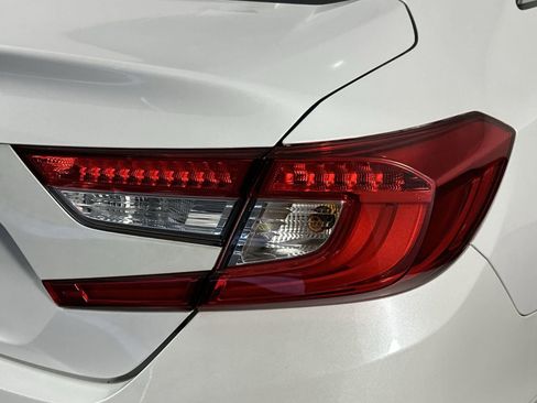Used 2021 Honda Accord LX image 29
