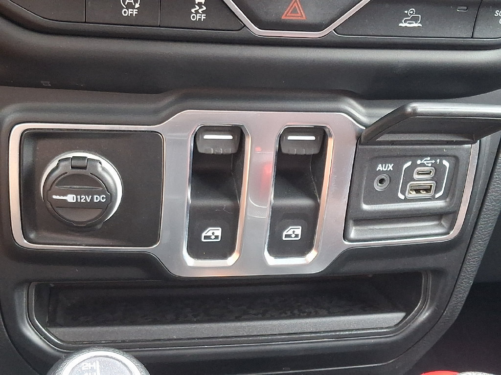Used 2023 Jeep Wrangler Sport AWD/4WD image 22