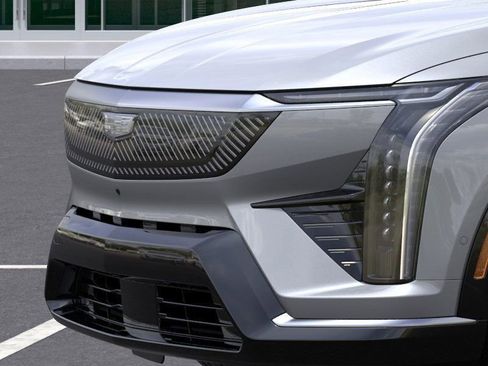 New 2026 Cadillac Optiq Luxury 1 w/ LPO, Floor Liner Package AWD/4WD image 20