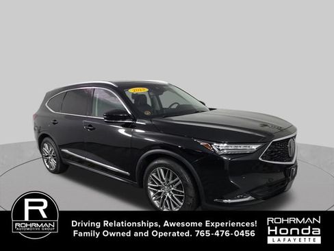 Used 2023 Acura MDX SH-AWD w/ Advance Package image 2