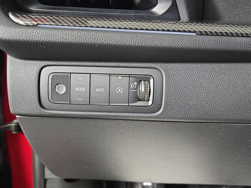 New 2027 Chevrolet Traverse Z71 w/ Enhanced Driving Package AWD/4WD image 22