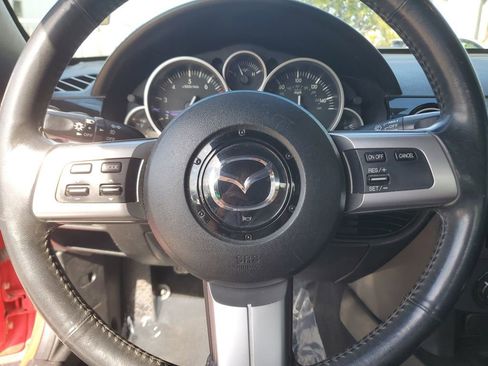 Used 2006 MAZDA MX-5 Miata Grand Touring image 18