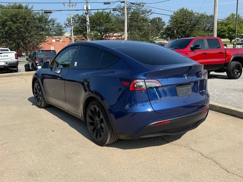 Used 2021 Tesla Model Y Long Range AWD/4WD image 8