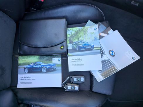 Used 2013 BMW Z4 sDrive35i image 33