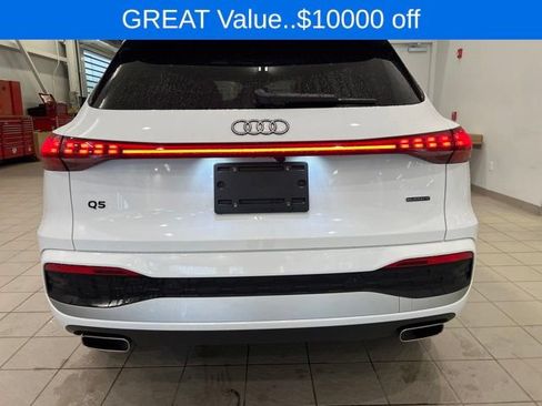 Used 2025 Audi Q5 Premium w/ 19" Wheel Package AWD/4WD image 6