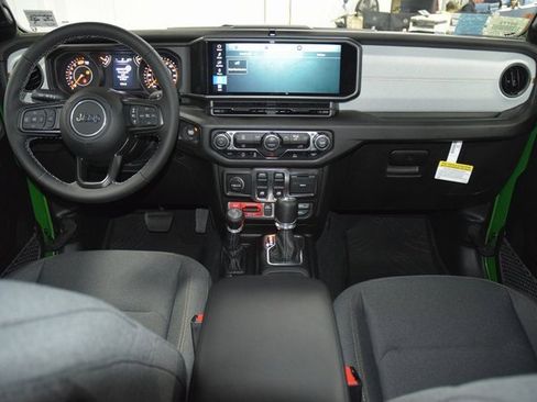 Used 2025 Jeep Wrangler Sport image 29