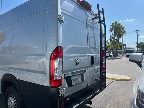 Used 2025 RAM ProMaster 3500 w/ Safety Group FWD image 4