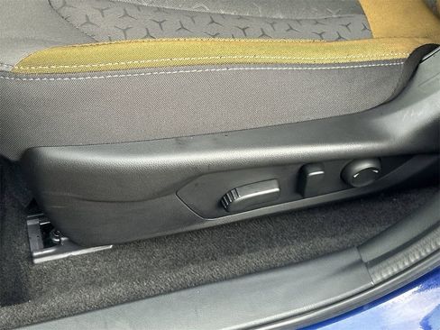 Certified 2025 Subaru Crosstrek 2.5i Sport w/ Crosstrek Mirror Package image 17