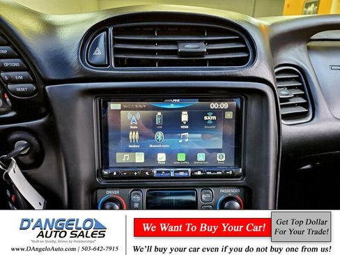 Used 2003 Chevrolet Corvette Coupe w/ Preferred Equipment Group image 23