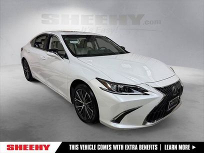 Certified 2025 Lexus ES 350 w/ Premium Package