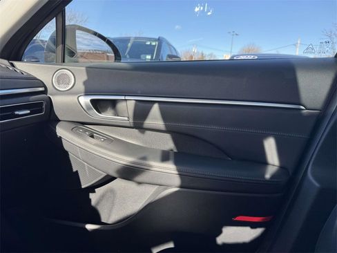 Used 2020 Hyundai Sonata Limited image 32