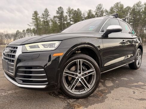 Used 2018 Audi SQ5 Prestige w/ Prestige Package image 2
