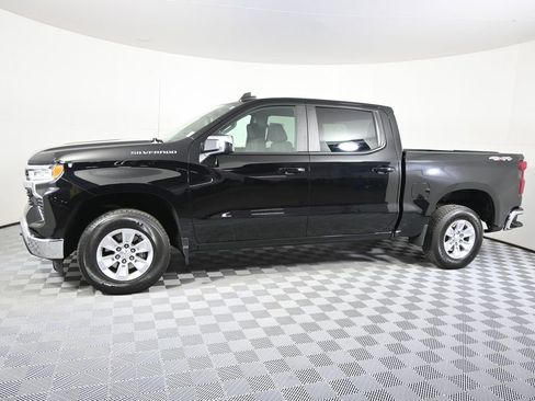 Used 2023 Chevrolet Silverado 1500 LT image 2