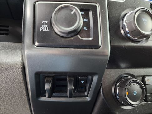 Used 2022 Ford F350 XLT w/ XLT Value Package image 59