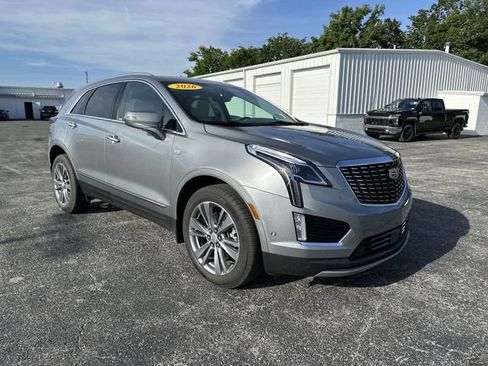 Used 2026 Cadillac XT5 Premium Luxury w/ Driver Assist Package AWD/4WD image 11