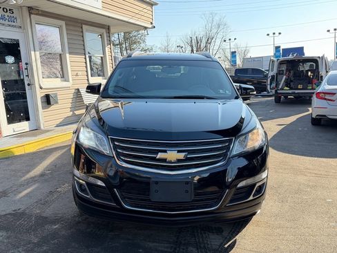 Used 2017 Chevrolet Traverse LT AWD/4WD image 8