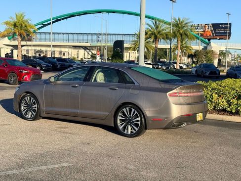 Used 2019 Lincoln MKZ Reserve image 2