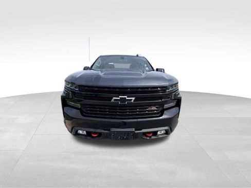 Used 2020 Chevrolet Silverado 1500 LT Trail Boss AWD/4WD image 3