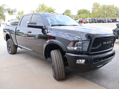 Used 2018 RAM 2500 Big Horn w/ Sport Appearance Group AWD/4WD image 10