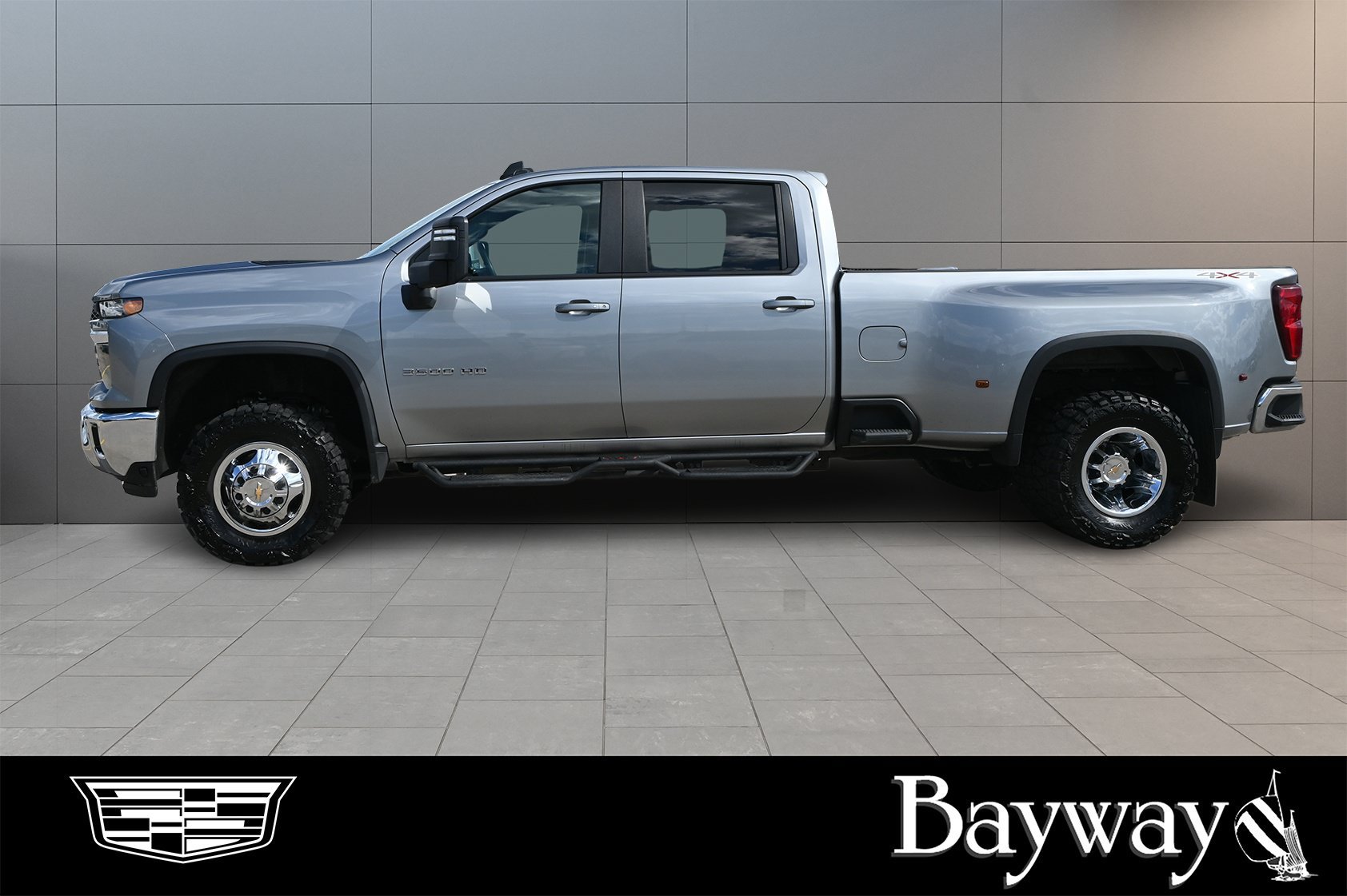 Used 2025 Chevrolet Silverado 3500 LT AWD/4WD image 5