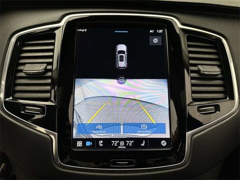 Certified 2023 Volvo XC90 B6 Ultimate w/ Protection Package Premier image 17