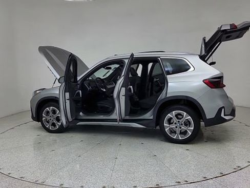 Used 2023 BMW X1 xDrive28i w/ Premium Package AWD/4WD image 75