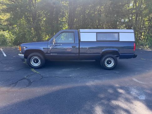 Used 2000 Chevrolet Silverado 2500 2WD Regular Cab w/ Comfort & Convenience Pkg image 6
