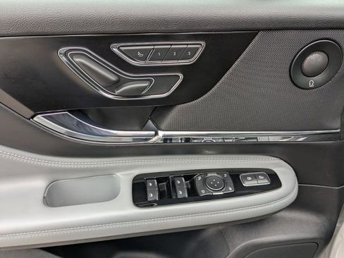 Used 2020 Lincoln Corsair Reserve w/ Equipment Group 201A image 24