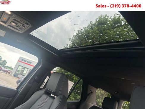 New 2026 Toyota 4Runner Limited AWD/4WD image 16