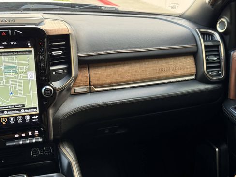 Used 2019 RAM 2500 Limited AWD/4WD image 22