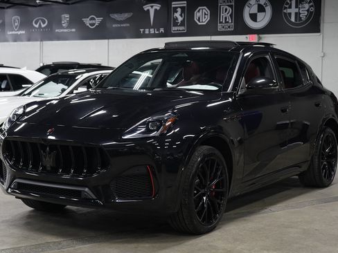 Used 2023 Maserati Grecale Modena AWD/4WD image 1
