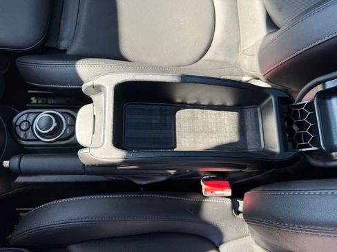 Used 2024 MINI Cooper S image 24