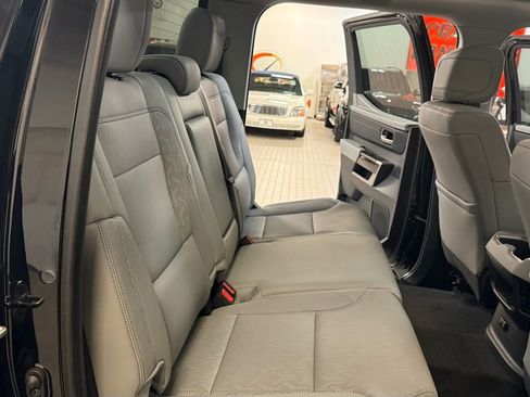 Used 2024 Toyota Tundra Limited image 28